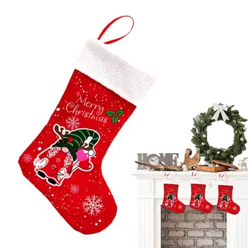 Коледни подаръци чорапи с шоколадови бонбони, Подарък чорапи с Дядо Коледа, Коледни чорапи с Дядо гномом За украса на търговски център