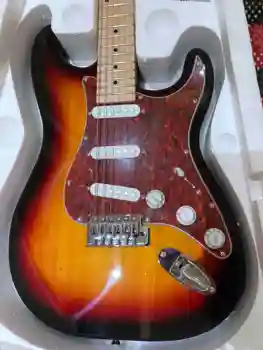 Музикални инструменти ST stratocaste-r Кленов лешояд електрически китари Sunburst Цвят в наличност същата реални снимки 2024
